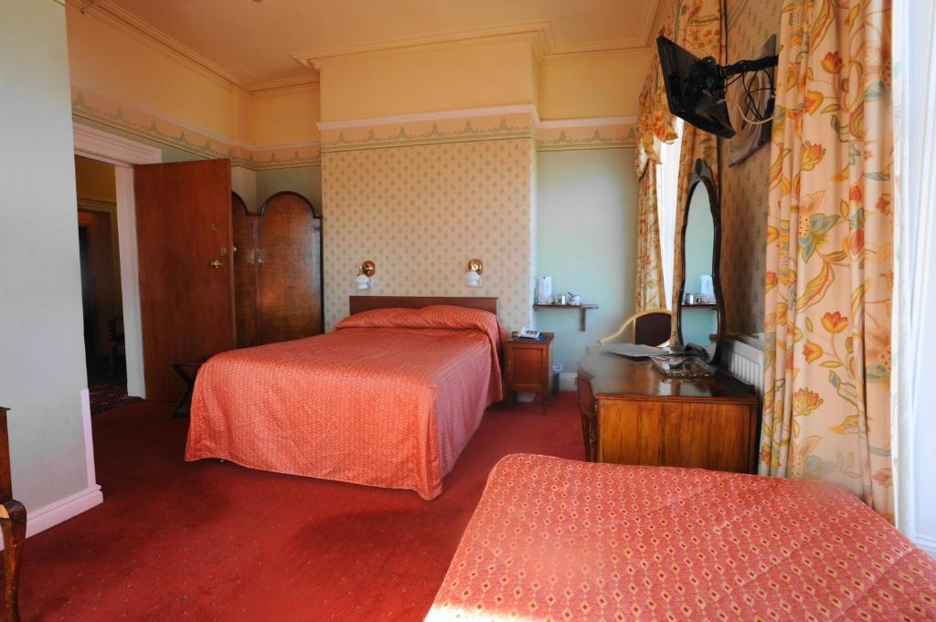 Queens Hotel Llandudno Esterno foto