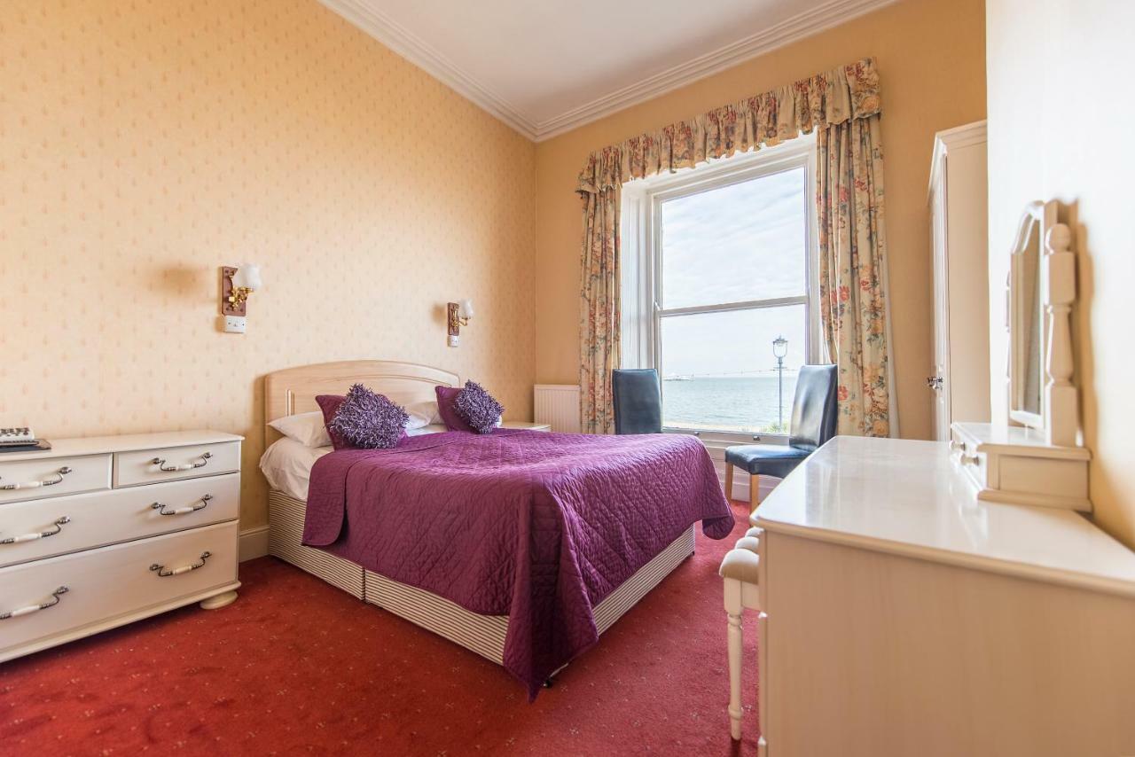 Queens Hotel Llandudno Esterno foto