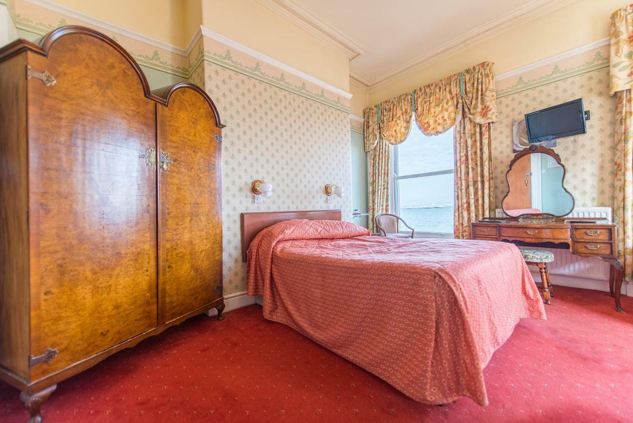 Queens Hotel Llandudno Esterno foto